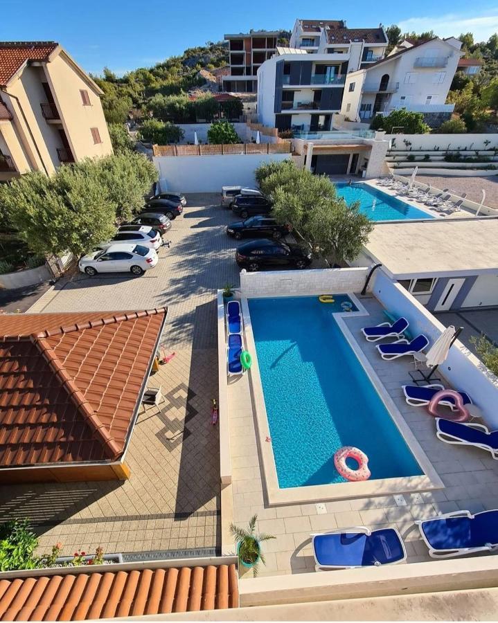 Apartments Plavi Biser Σίμπενικ Εξωτερικό φωτογραφία