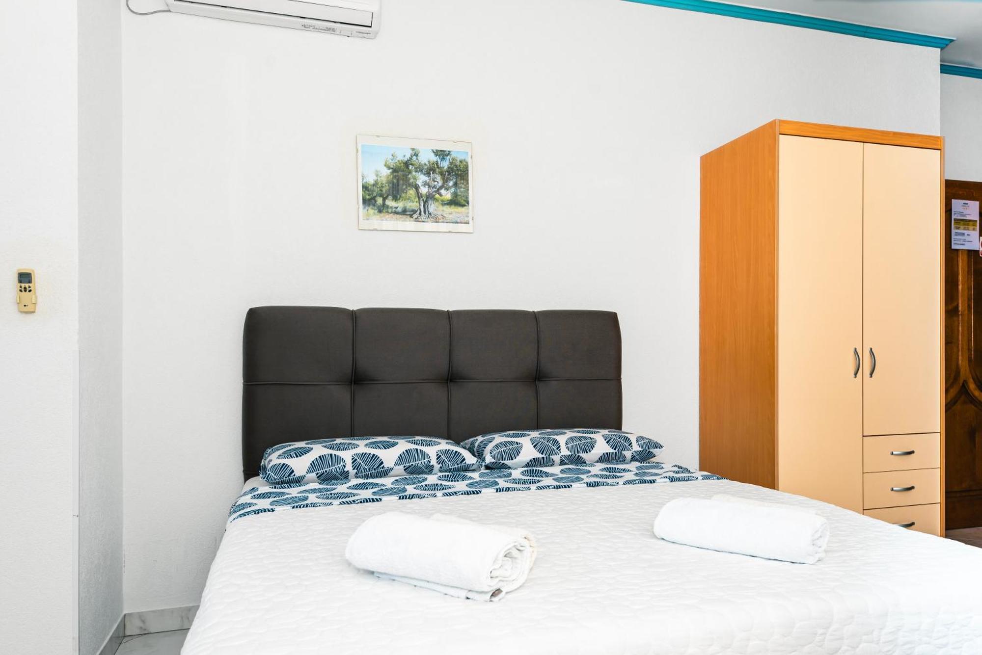 Apartments Plavi Biser Σίμπενικ Δωμάτιο φωτογραφία