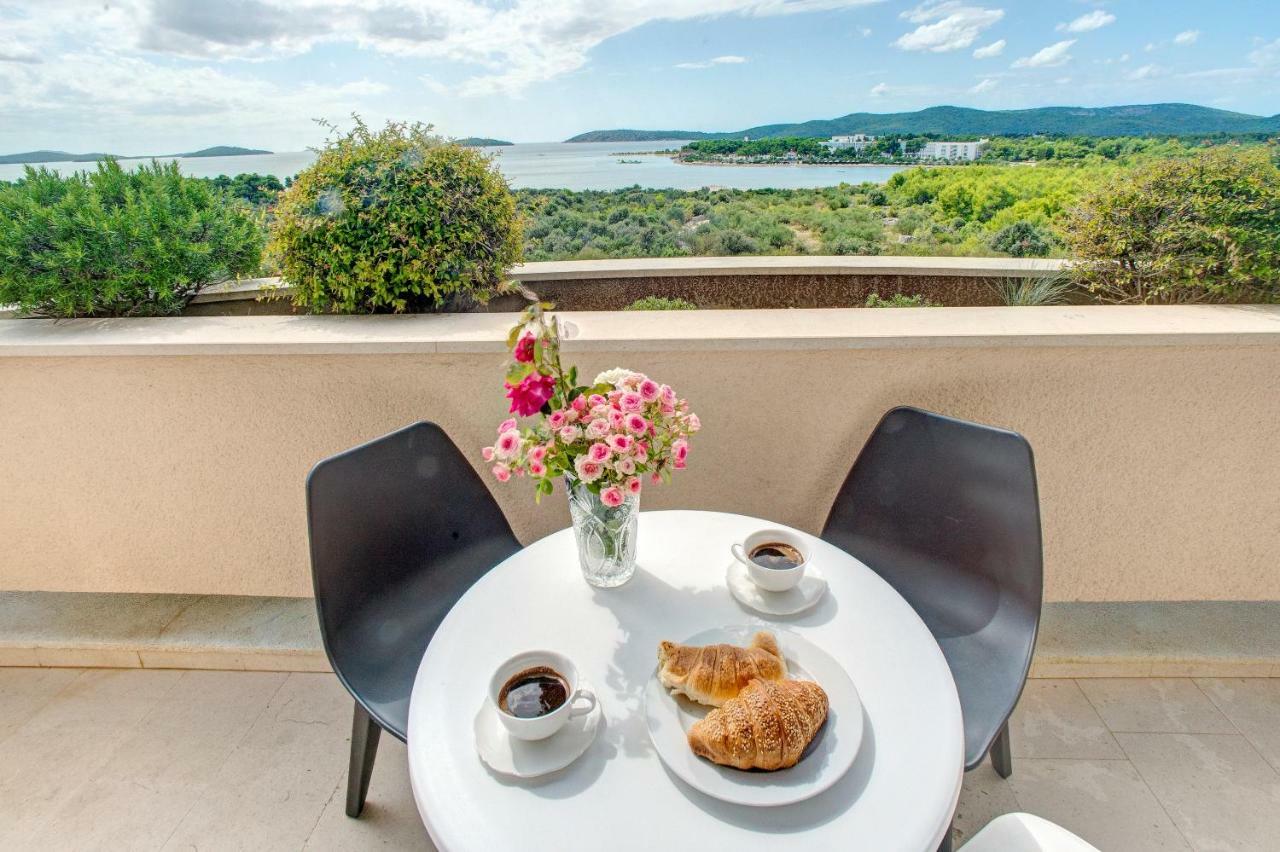 Apartments Plavi Biser Σίμπενικ Εξωτερικό φωτογραφία