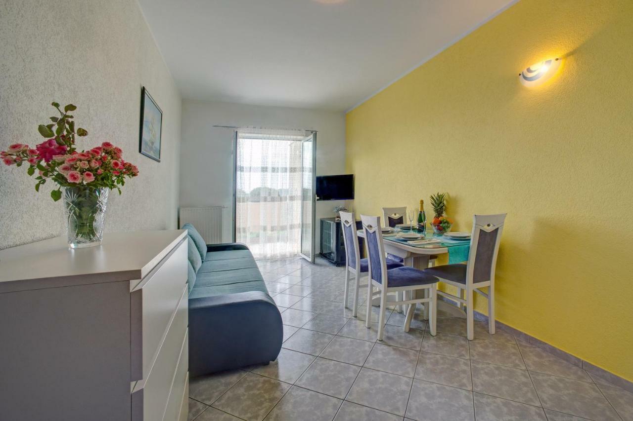 Apartments Plavi Biser Σίμπενικ Εξωτερικό φωτογραφία