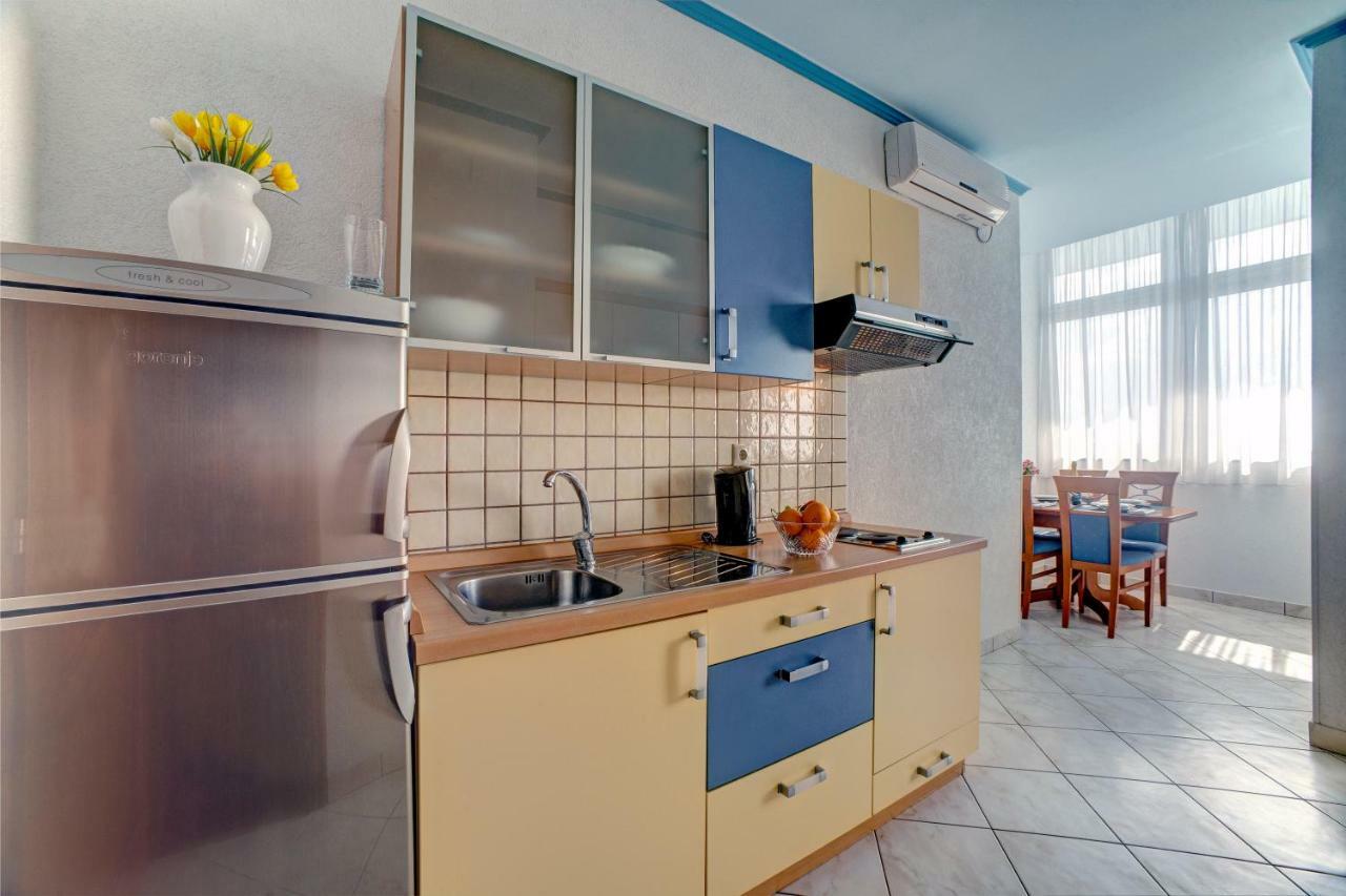 Apartments Plavi Biser Σίμπενικ Εξωτερικό φωτογραφία