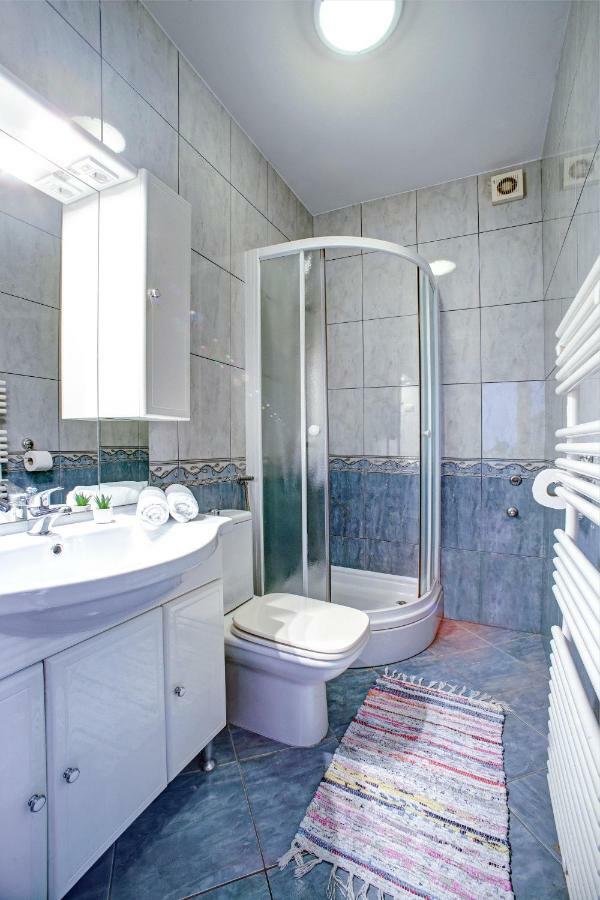 Apartments Plavi Biser Σίμπενικ Εξωτερικό φωτογραφία