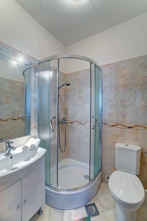 Apartments Plavi Biser Σίμπενικ Εξωτερικό φωτογραφία